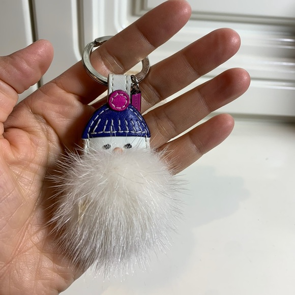 ⛄️Coach Snowman mink Fur Key Fob 93024 Leather Keychain - Picture 2 of 3